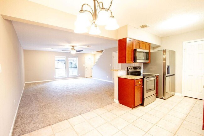 Building Photo - 1011 Hamblen Rd