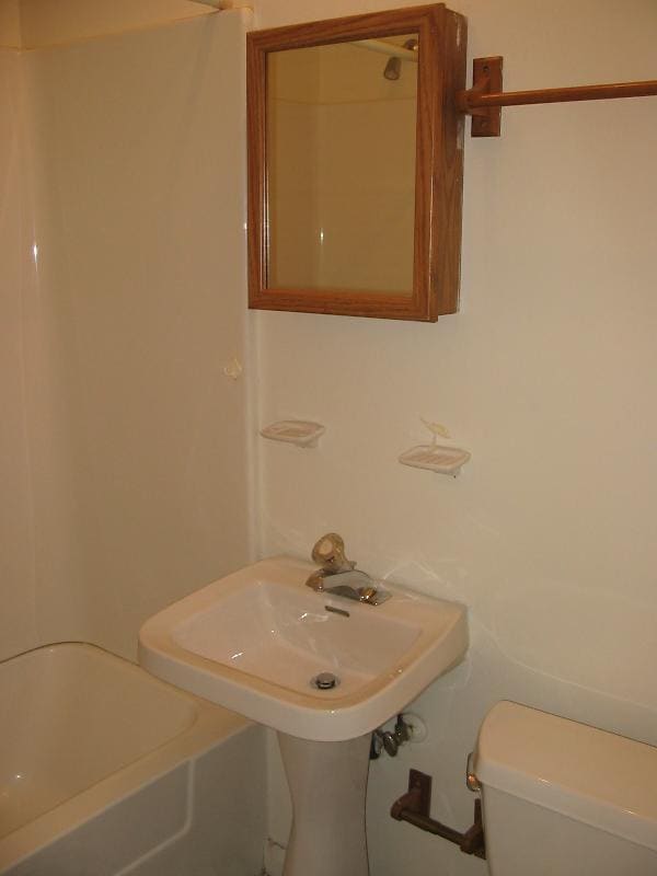 1 Bedroom - Lorain Station Apartments