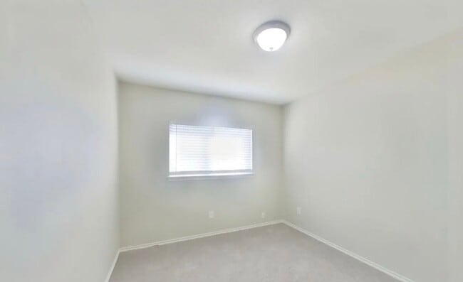 Building Photo - Contemporary 4-Bedroom Gem with Open-Plan Design