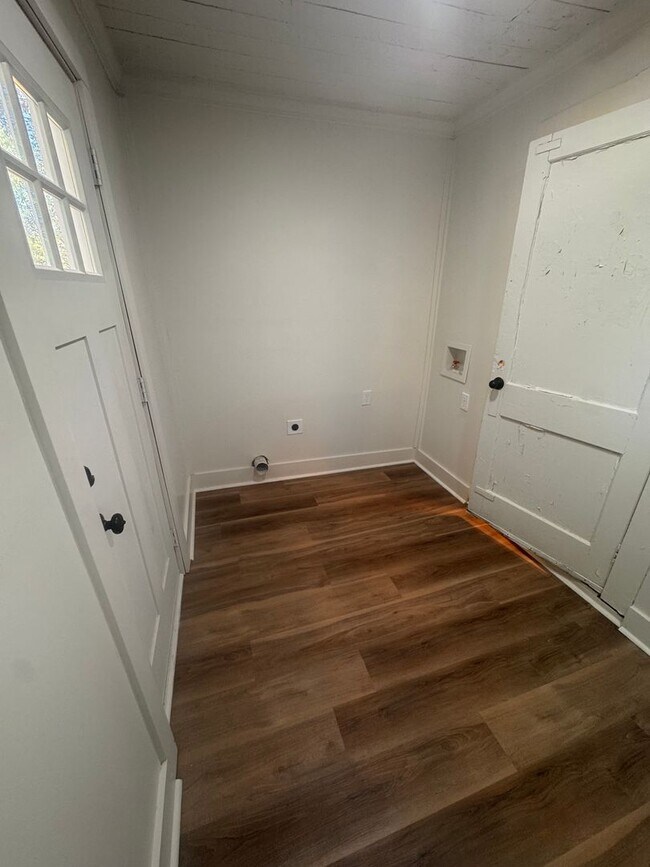 Building Photo - Guntersville, AL Home for Rent!