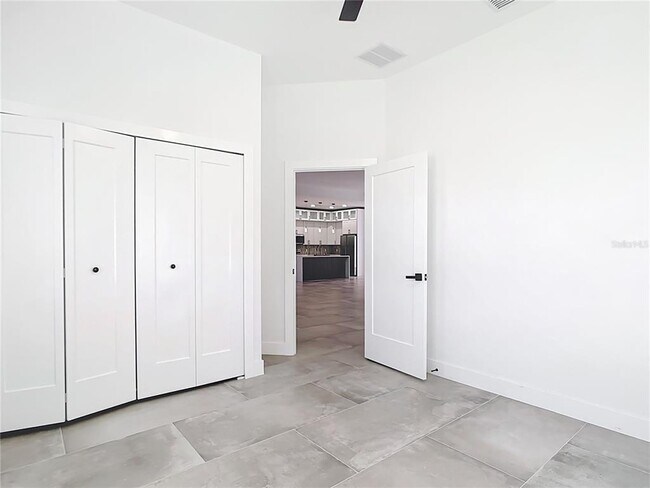 Building Photo - 159 Antilla Dr