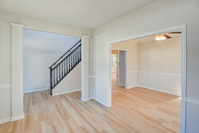 Building Photo - 2112 Seastone Trce