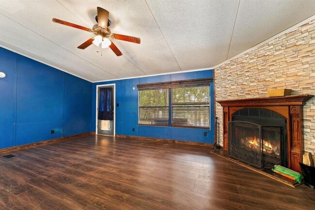 Building Photo - 14430 E Farm to Market 1431