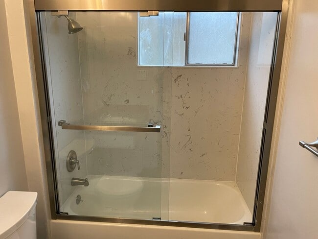 Building Photo - Jefferson