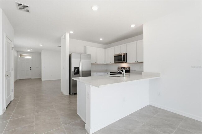 Building Photo - 33358 Regent Canal St