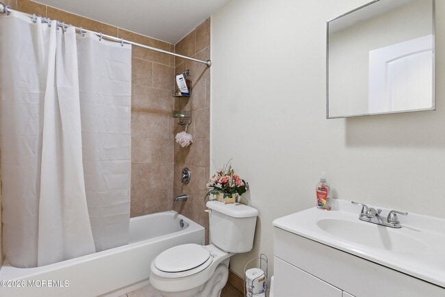 Building Photo - 21 Potomac Ct