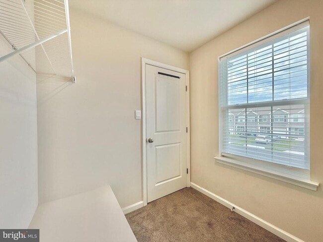 Building Photo - 200 Mazzeo Dr