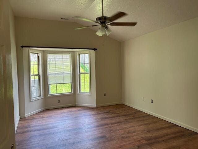 Building Photo - 220 White Oak Trace