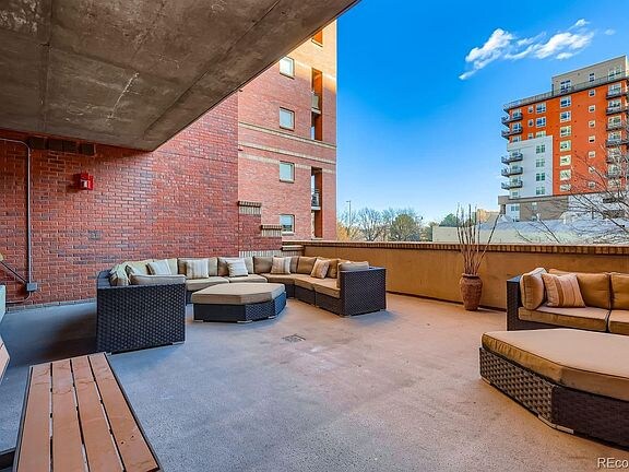 Building Photo - 1975 N Grant St