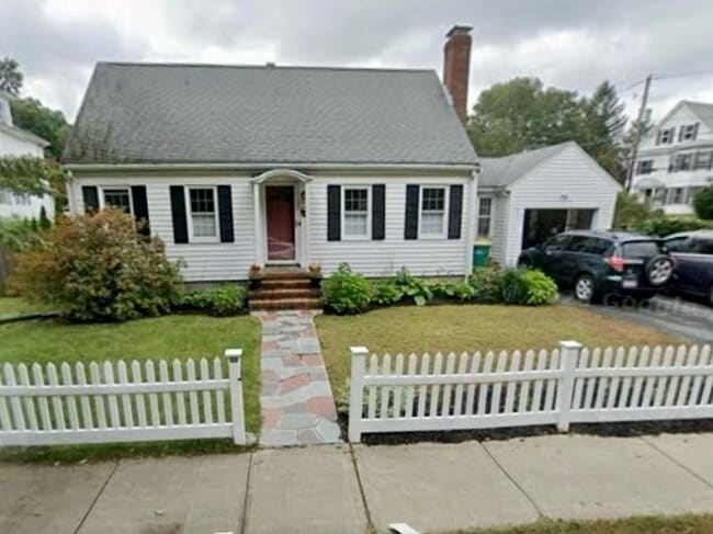 Primary Photo - 40 Shattuck Park Rd