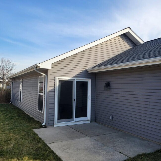 Building Photo - 3807 Windslow Dr
