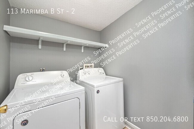 Building Photo - 113 Marimba St