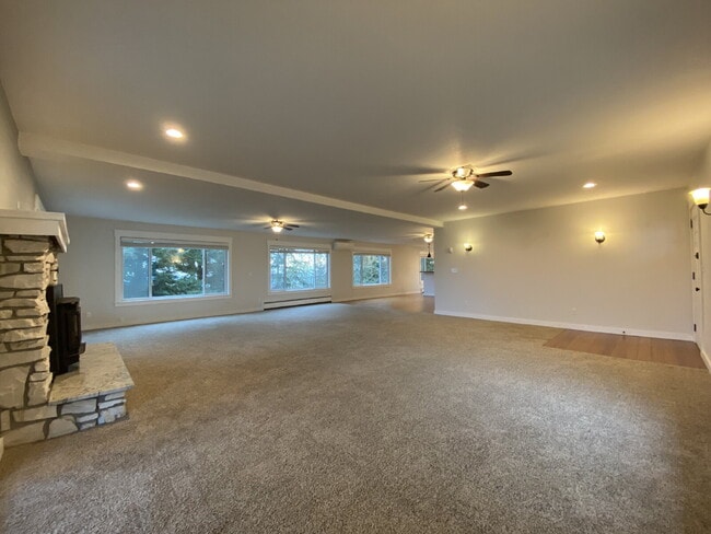 Building Photo - Spacious 2-Bed, 2-Bath Duplex Retreat Over...