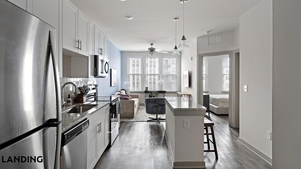 Building Photo - 2165 Nolensville Pk