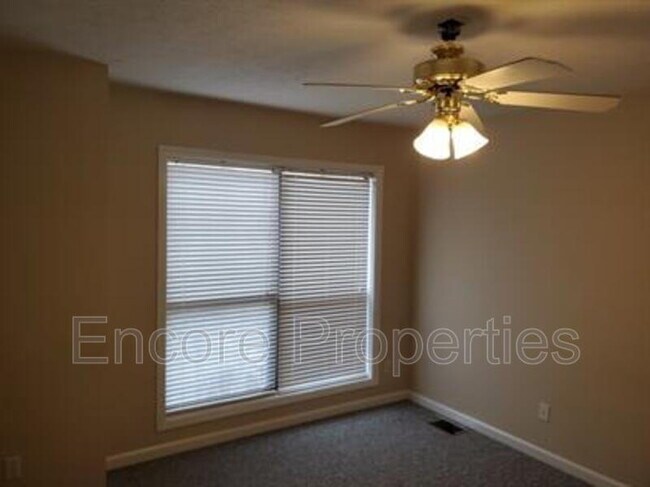 Building Photo - 156 Aloha Dr