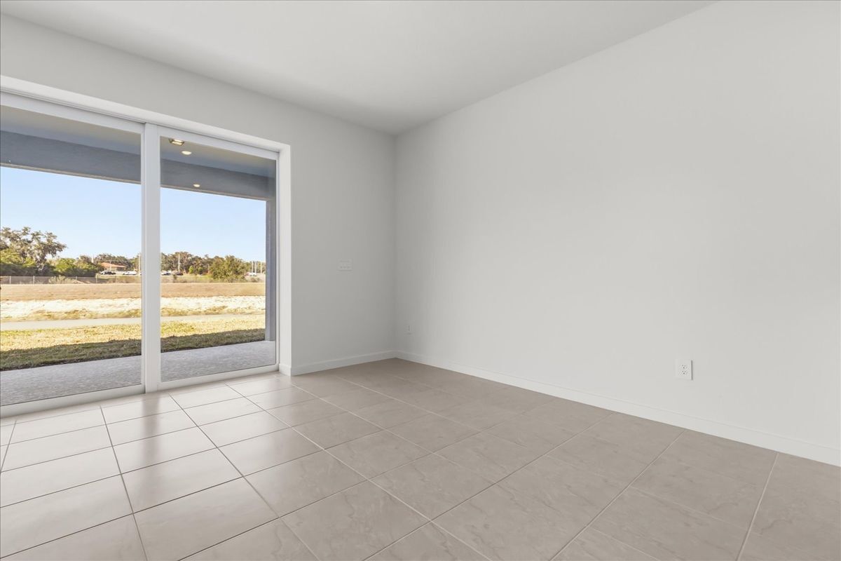 Building Photo - 11216 Sycamore Glen Loop