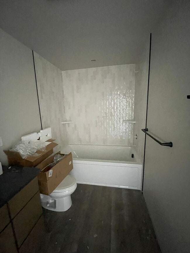 Building Photo - 7404 N Paw St