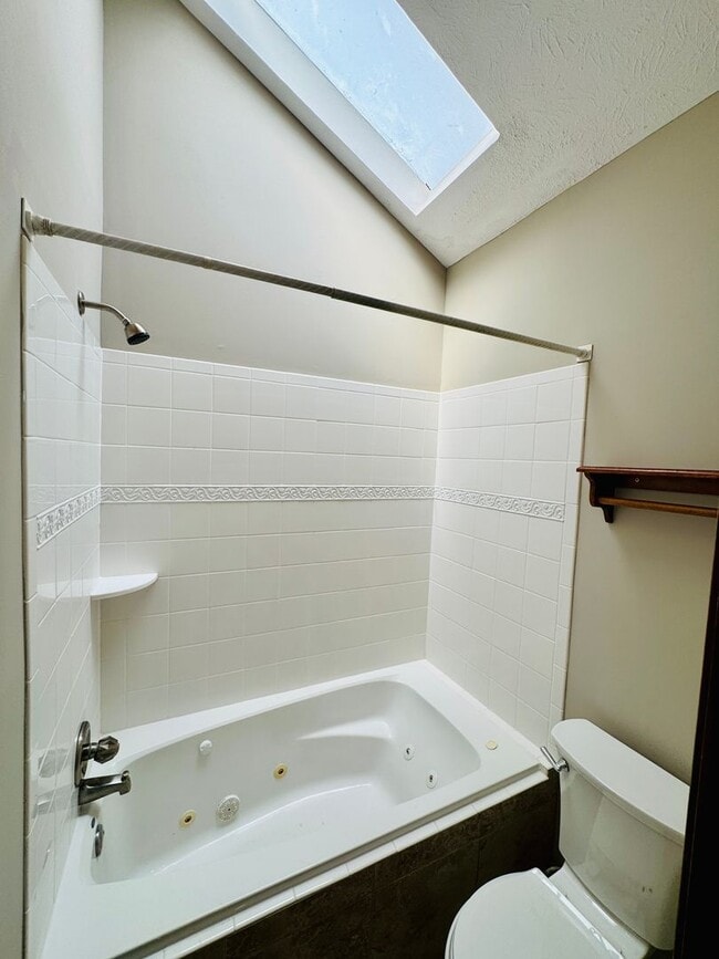 Building Photo - 3-Bedroom home is sure to captivate from t...