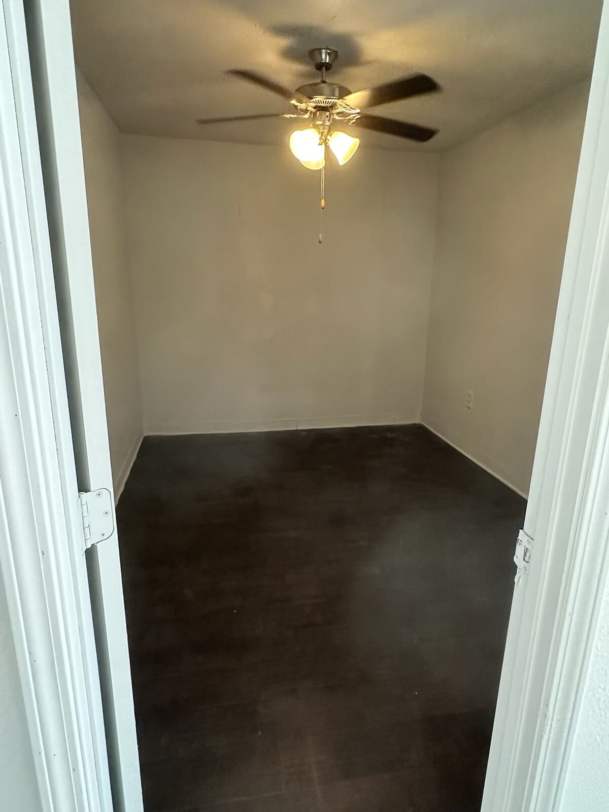 Building Photo - 1534 Shenta Oak Dr