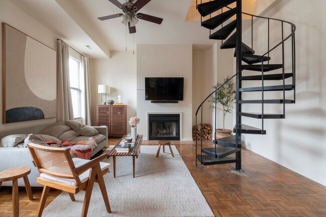 Building Photo - 3751 N Halsted St