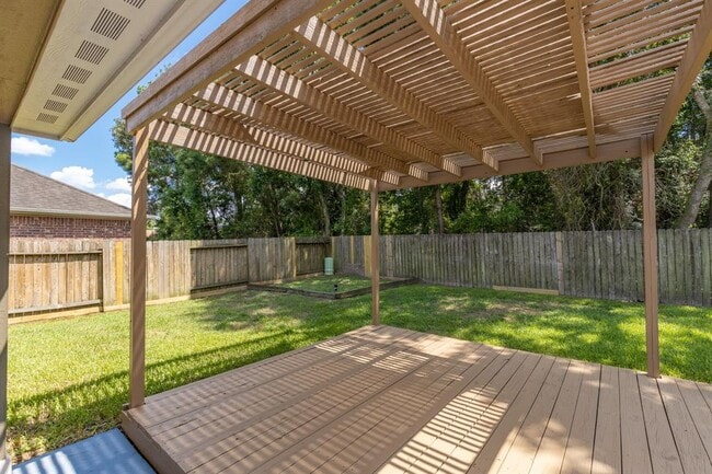 Building Photo - 2721 Sandberry Dr