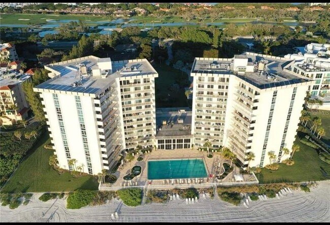 Building Photo - 2295 Gulf of Mexico Dr