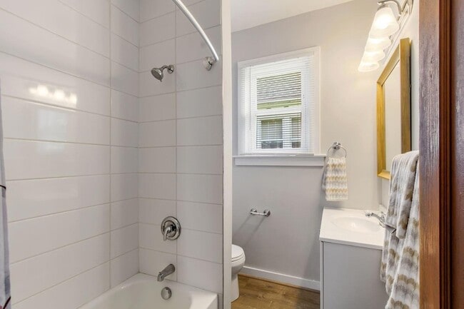 Building Photo - 7255 Osceola Dr