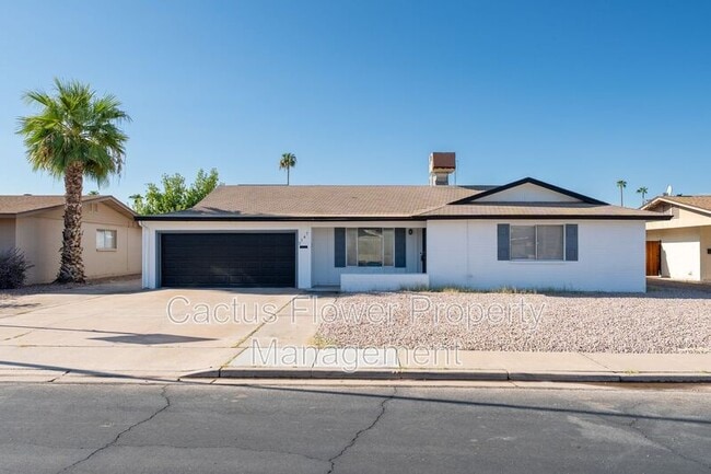 Primary Photo - 2147 W Edgewood Ave