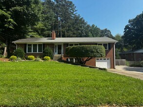 Building Photo - 3109 Kinnamon Rd