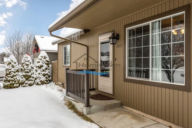 Building Photo - Sweet 2 Bed 1 Bath House with a Fenced Yard in Post Falls!