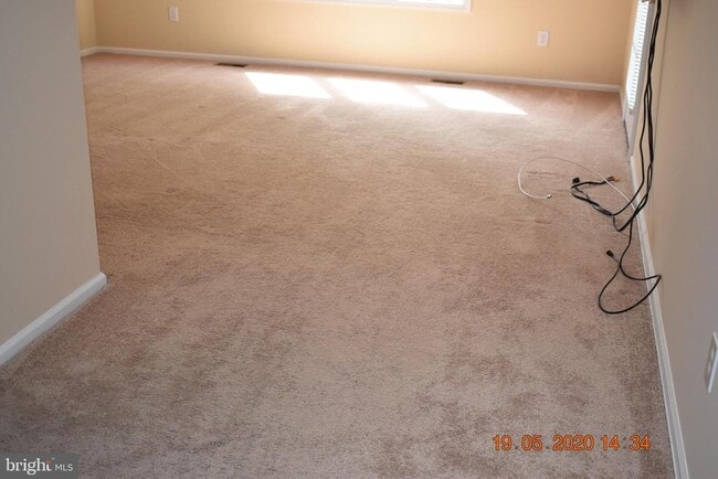 Building Photo - 16 Michael Ct