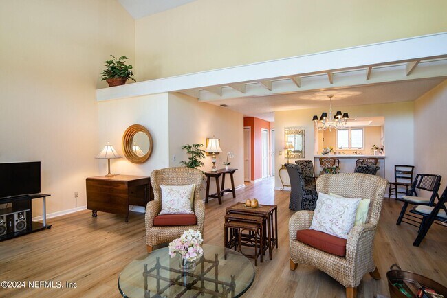 Building Photo - 515 Quail Pointe Ln