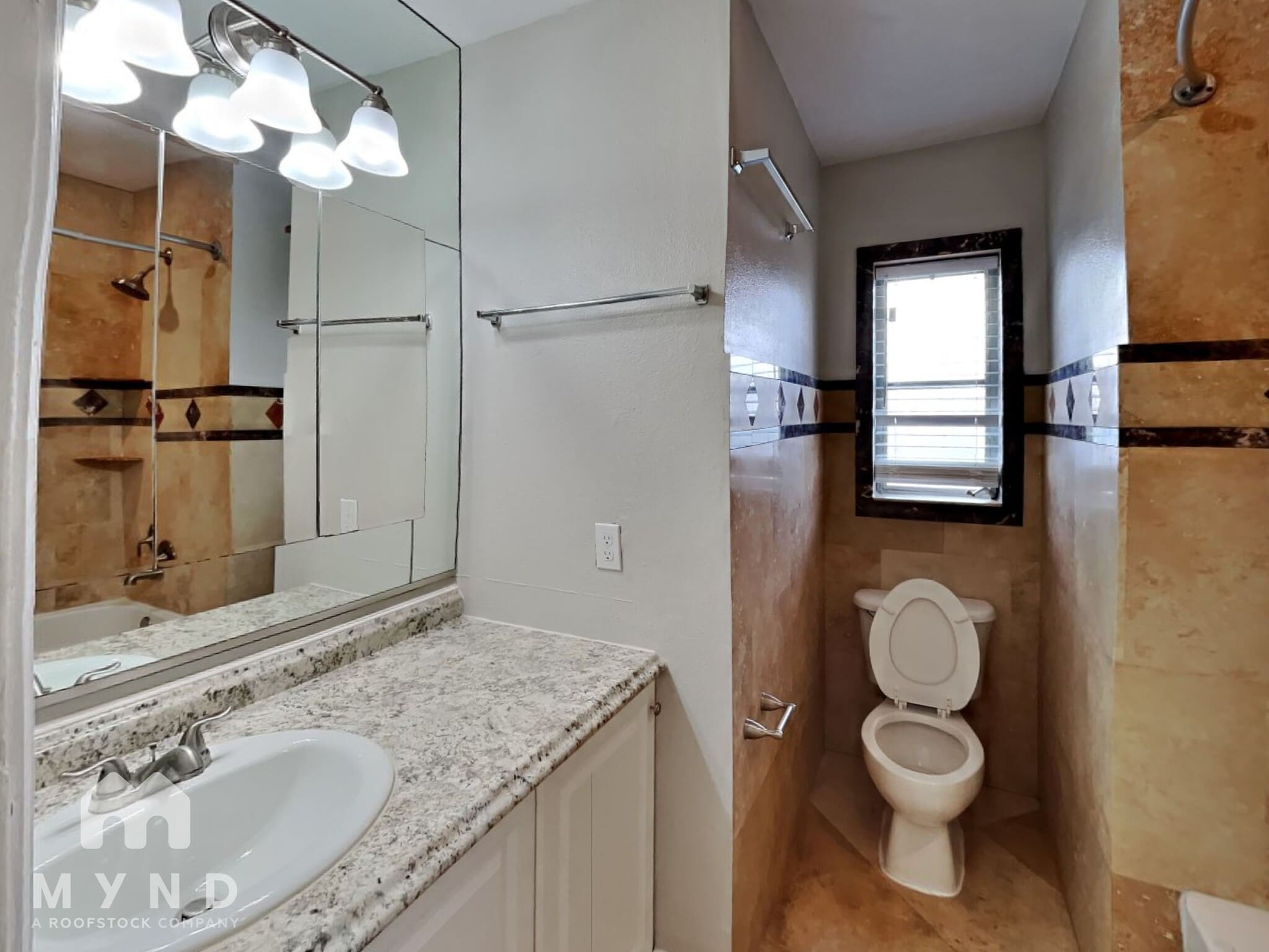 Building Photo - 1652 S Jefferson Ave