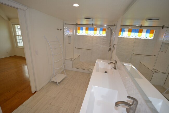 Building Photo - 3BED/3.5BATH in Hollywood Beach