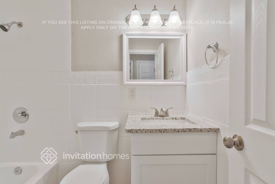 Building Photo - 3668 Yosemite Dr