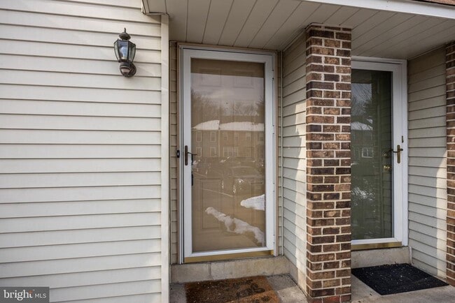 Building Photo - 101 Camber Ln