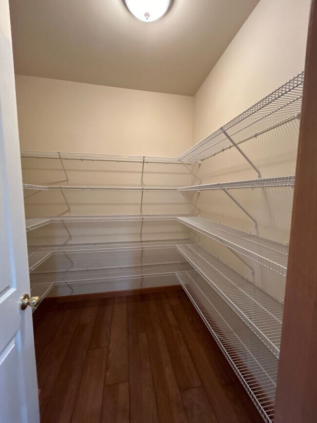 Building Photo - 3 Bedroom / 2 Bathroom House in NW Redmond - PENDING APPLICATION