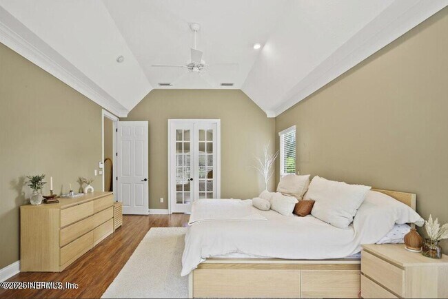 Building Photo - 2781 Oakgrove Ave