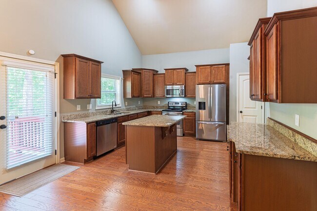 Building Photo - Private 4BR Home on Acreage with Pool and Hot Tub Near Downtown Senoia