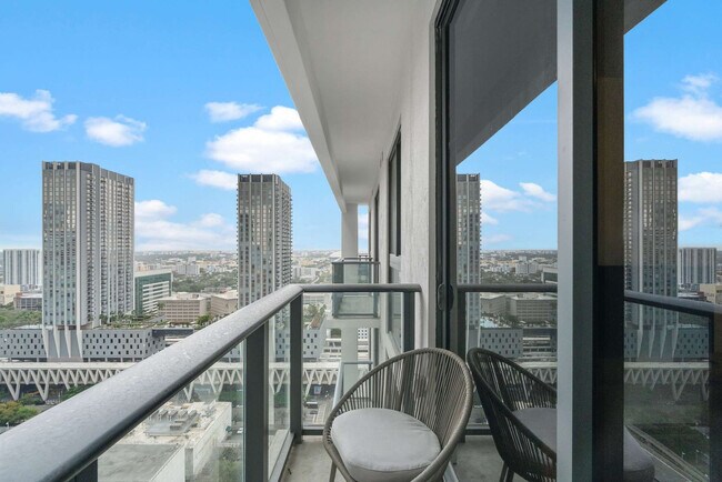 Building Photo - 11 NE 6th St