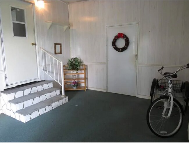 Building Photo - Cozy 1 bedroom furnished in Resort Style Community