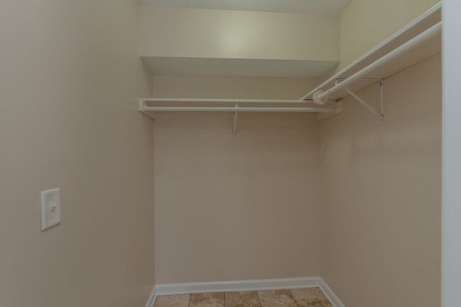 Building Photo - 2 bed/2 bath unit in Downtown Augusta, with washer & dryer!