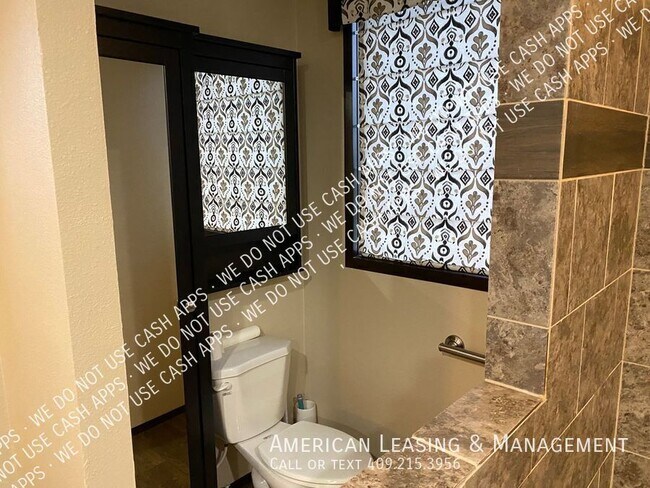 Building Photo - 3405 Landrey Ct