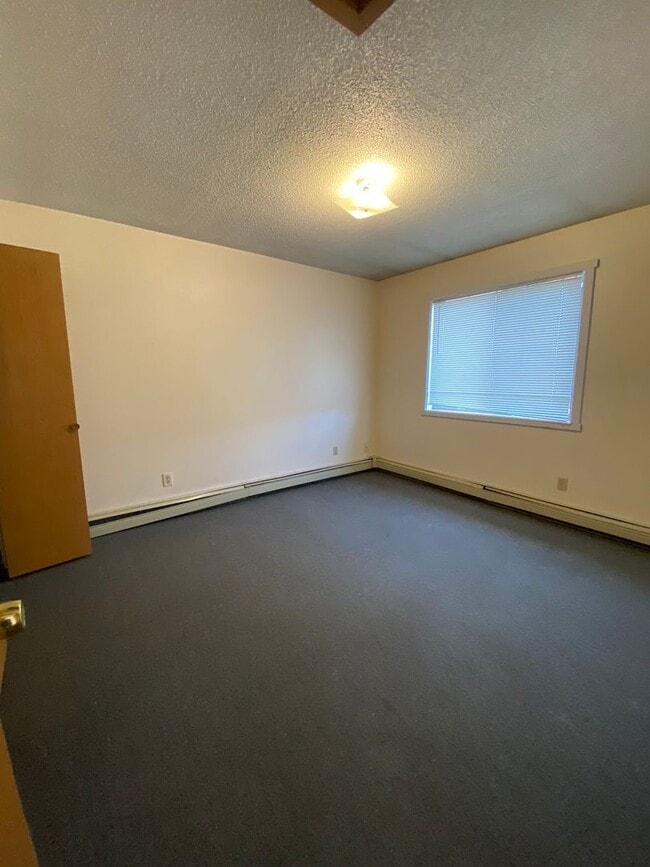 Building Photo - 318 Old Hwy 52