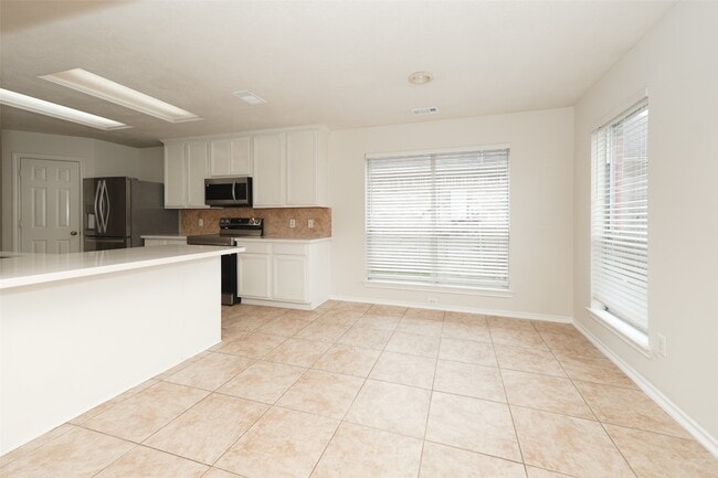 Building Photo - 5119 Moss Garden Ln