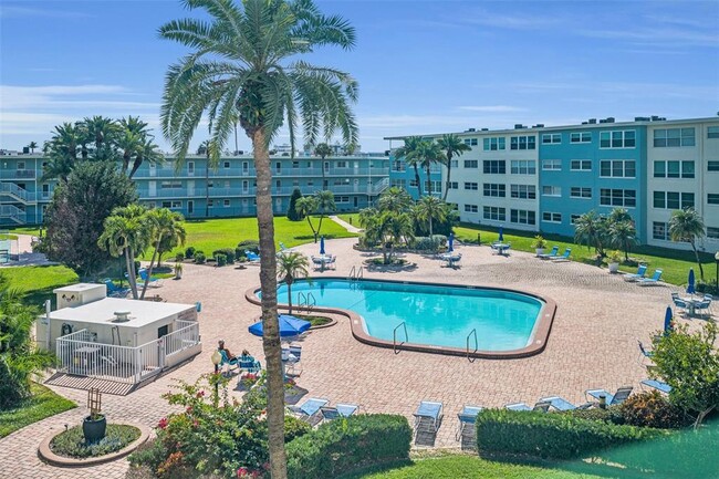 Building Photo - 300 64th Ave