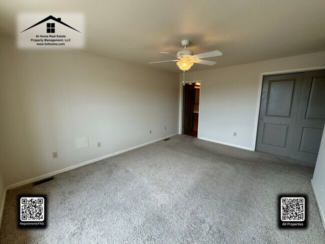 Building Photo - 532 Court Street