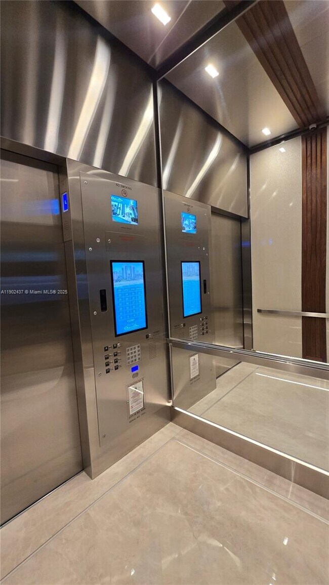 Building Photo - 19333 Collins Ave