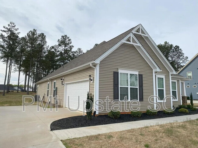 Building Photo - 206 Providence Farm Dr