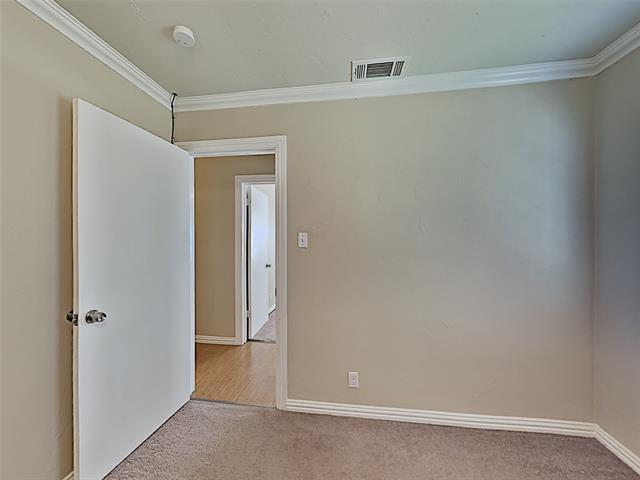 Building Photo - 805 Aransas Dr